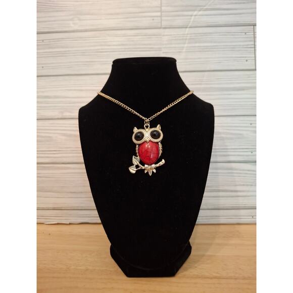 Beautiful Vintage Owl Pendant Necklace - Picture 1 of 3